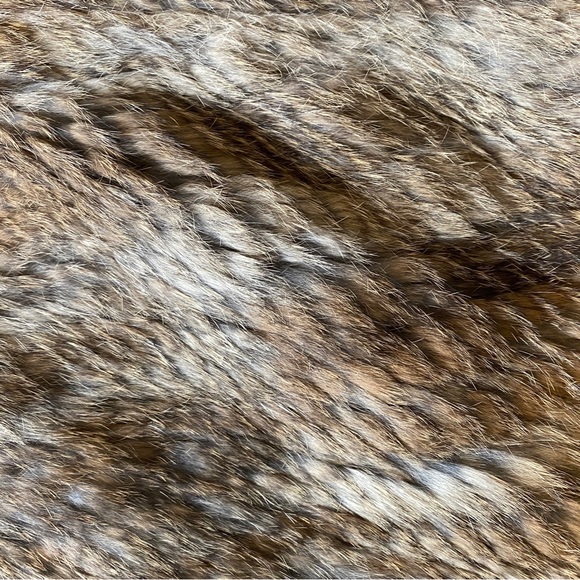Larok Luxe Rabbit Fur Vest - Size: X-Small - Picture 4 of 8